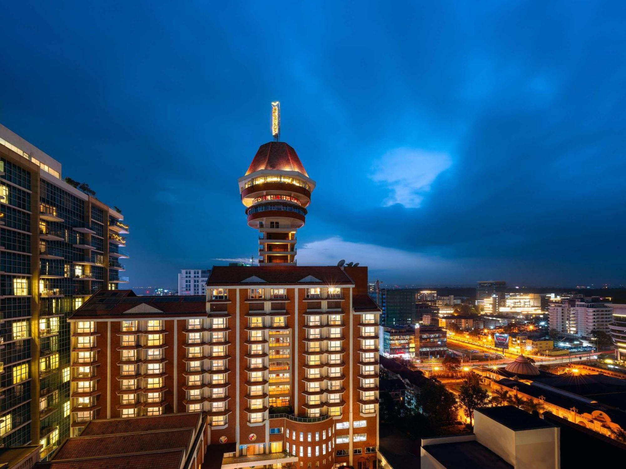 Mövenpick Hotel&Residences Nairobi Exterior foto